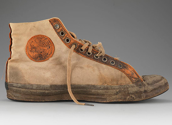 Кеды Converse 1923 года