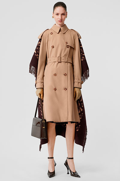 Одежда Burberry Brit