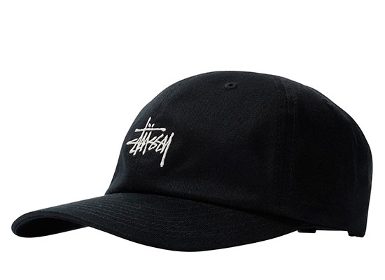 Бейсболка бренда Stussy